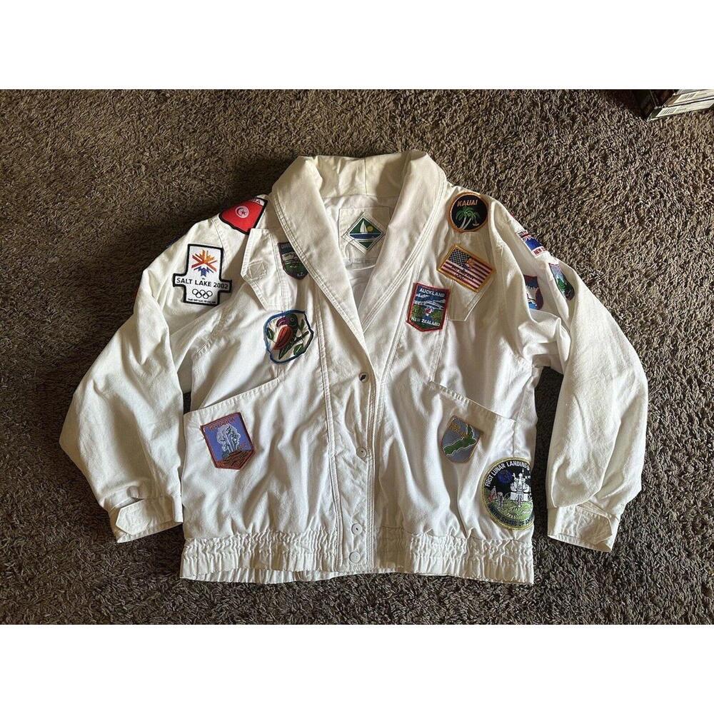 Vintage Crosswinds Women's Button Up Jacket White Medium W International Patches